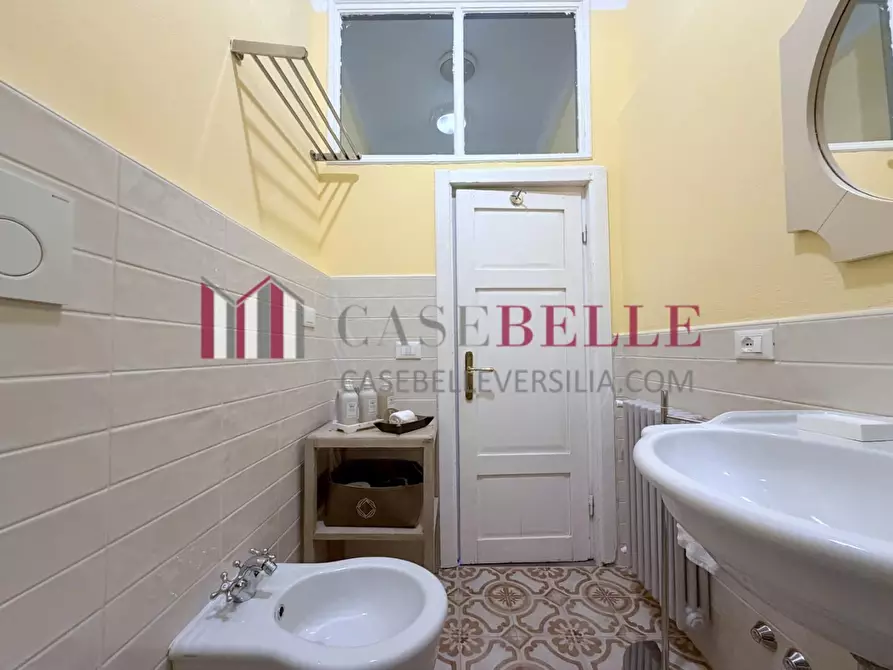 Immagine 91 di Immobile di prestigio in vendita  a Camaiore