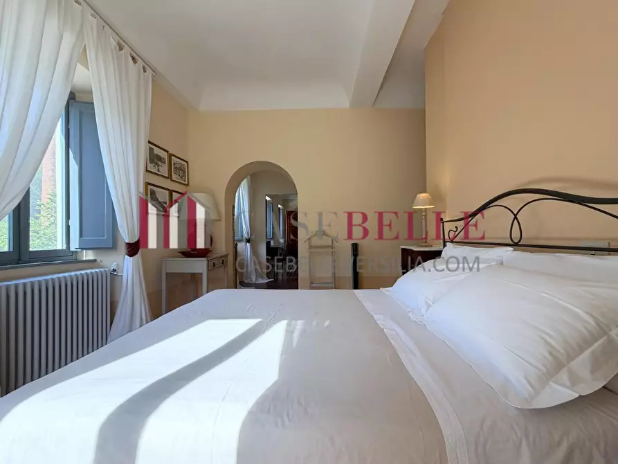 Immagine 26 di Immobile di prestigio in vendita  a Camaiore