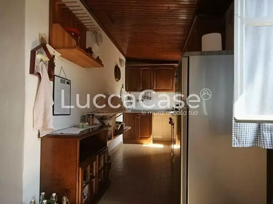 Immagine 13 di Casa indipendente in vendita  a Camaiore