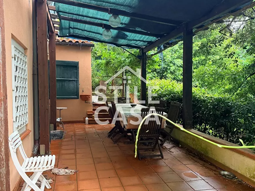 Immagine 41 di Villa in vendita  a Crespina Lorenzana