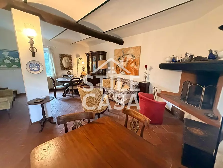Immagine 22 di Villa in vendita  a Crespina Lorenzana