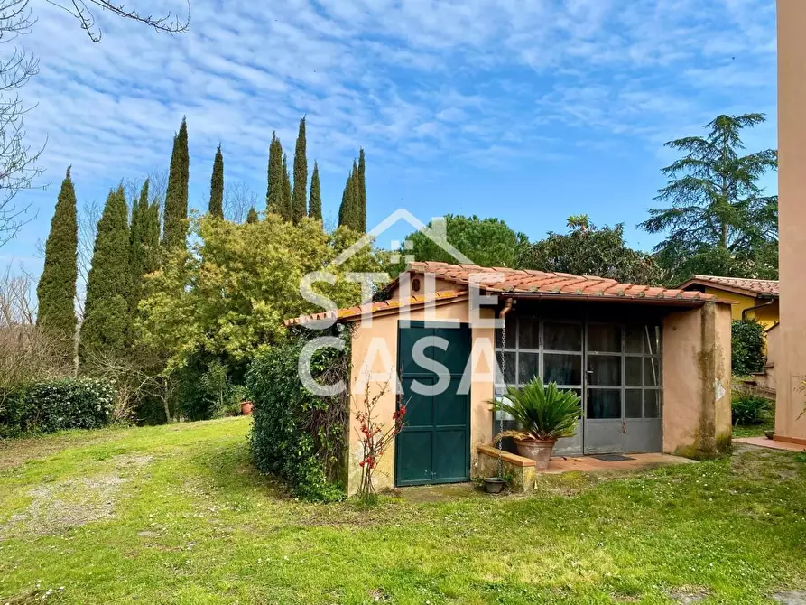 Immagine 90 di Villa in vendita  a Crespina Lorenzana