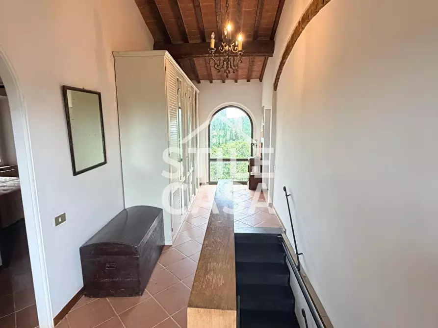 Immagine 5 di Villa in vendita  a Crespina Lorenzana