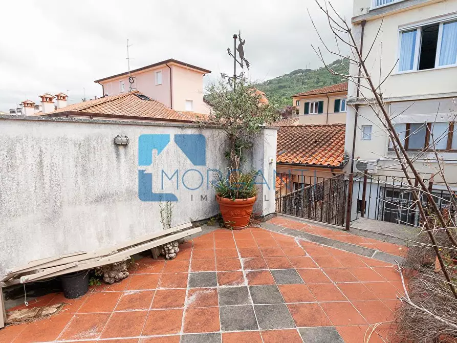 Immagine 11 di Appartamento in vendita  a Pietrasanta