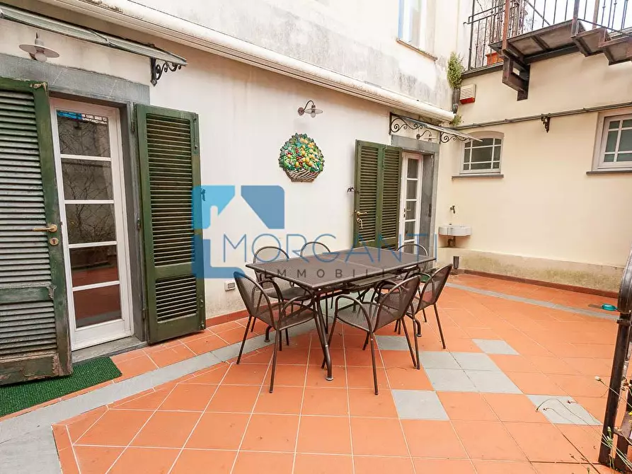 Immagine 10 di Appartamento in vendita  a Pietrasanta