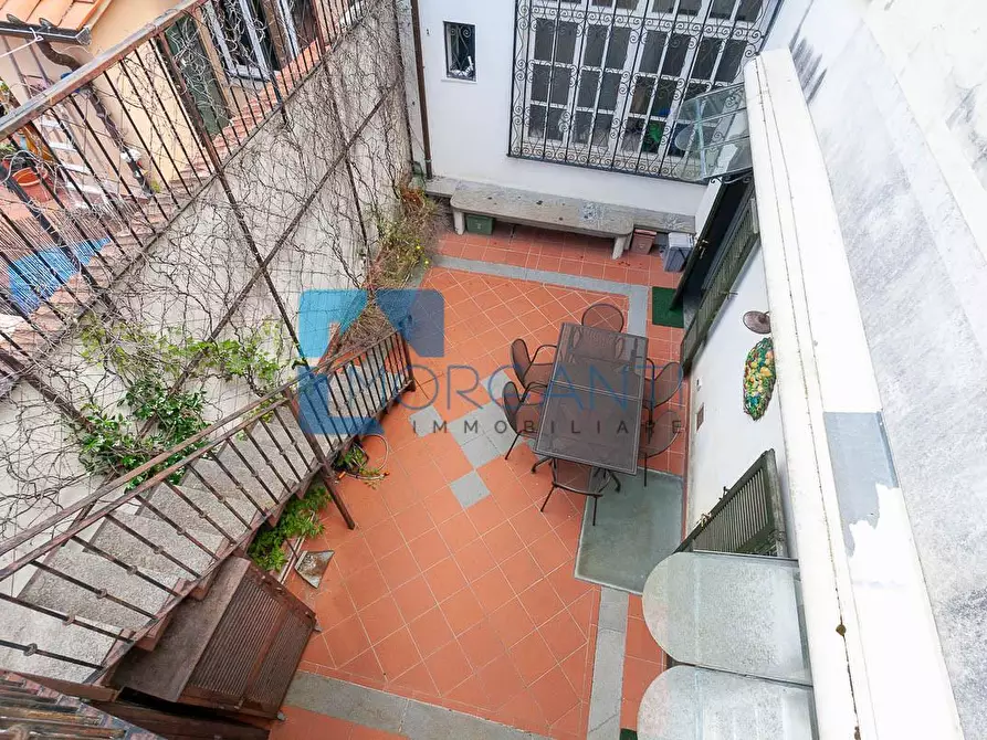 Immagine 9 di Appartamento in vendita  a Pietrasanta