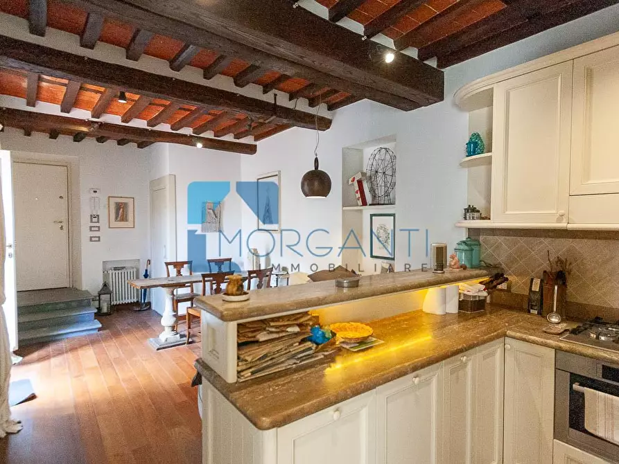 Immagine 6 di Appartamento in vendita  a Pietrasanta