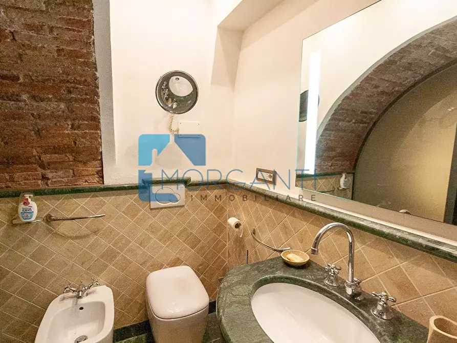 Immagine 31 di Appartamento in vendita  a Pietrasanta