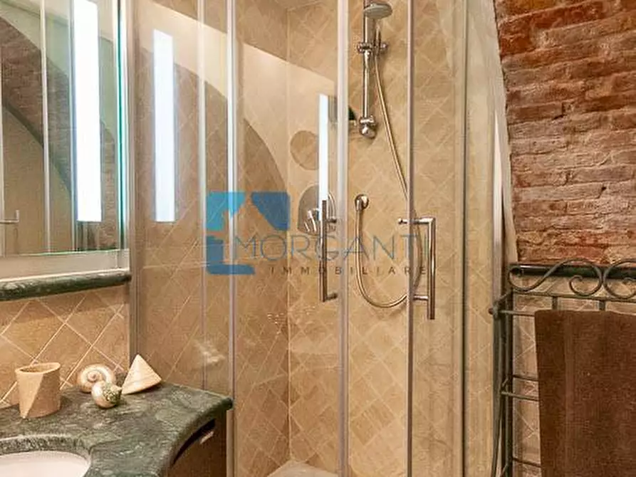 Immagine 29 di Appartamento in vendita  a Pietrasanta