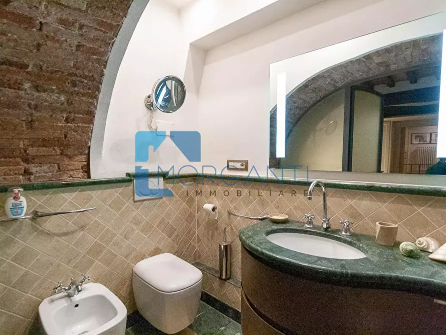 Immagine 28 di Appartamento in vendita  a Pietrasanta