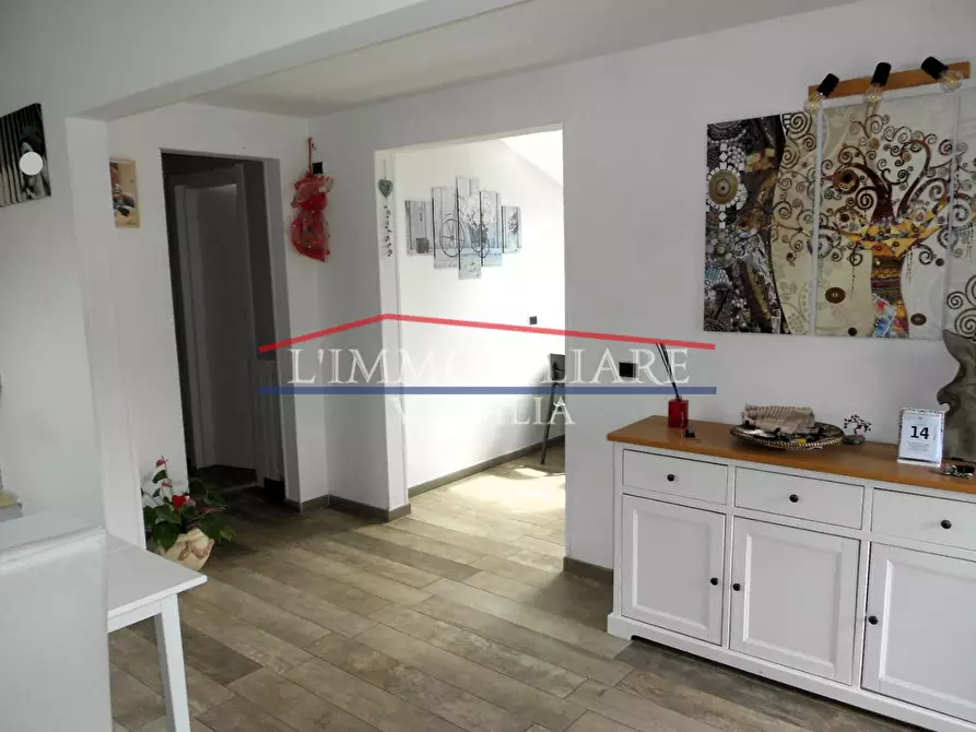 Immagine 15 di Casa bifamiliare in vendita  a Massa