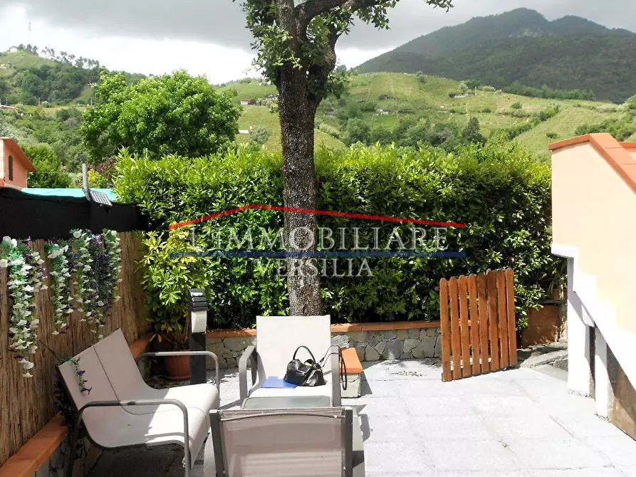Immagine 42 di Casa bifamiliare in vendita  a Massa