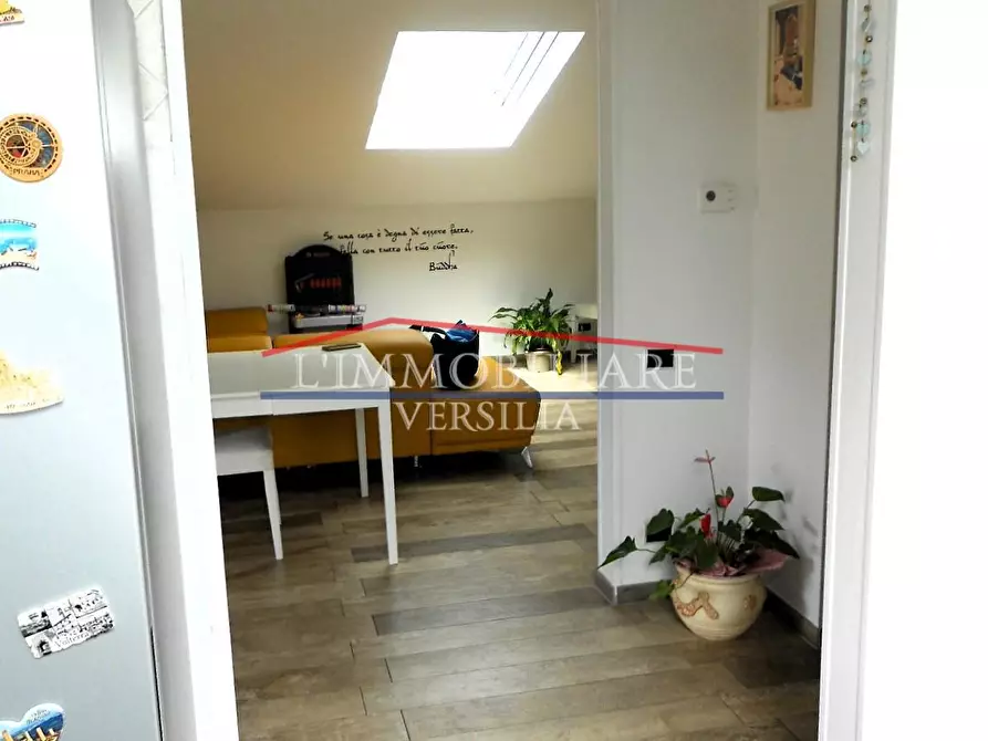 Immagine 19 di Casa bifamiliare in vendita  a Massa