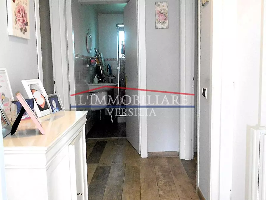 Immagine 21 di Casa bifamiliare in vendita  a Massa