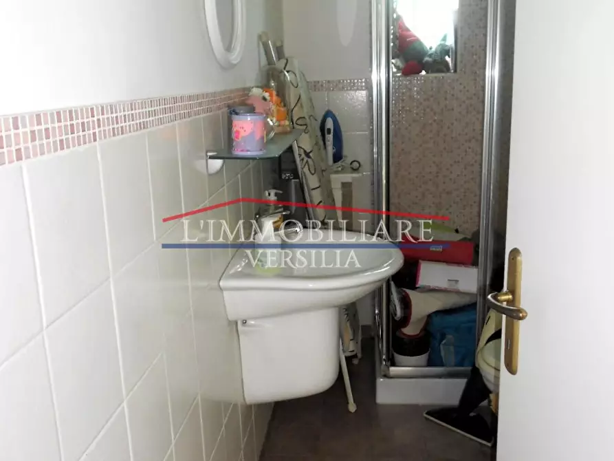 Immagine 36 di Casa bifamiliare in vendita  a Massa