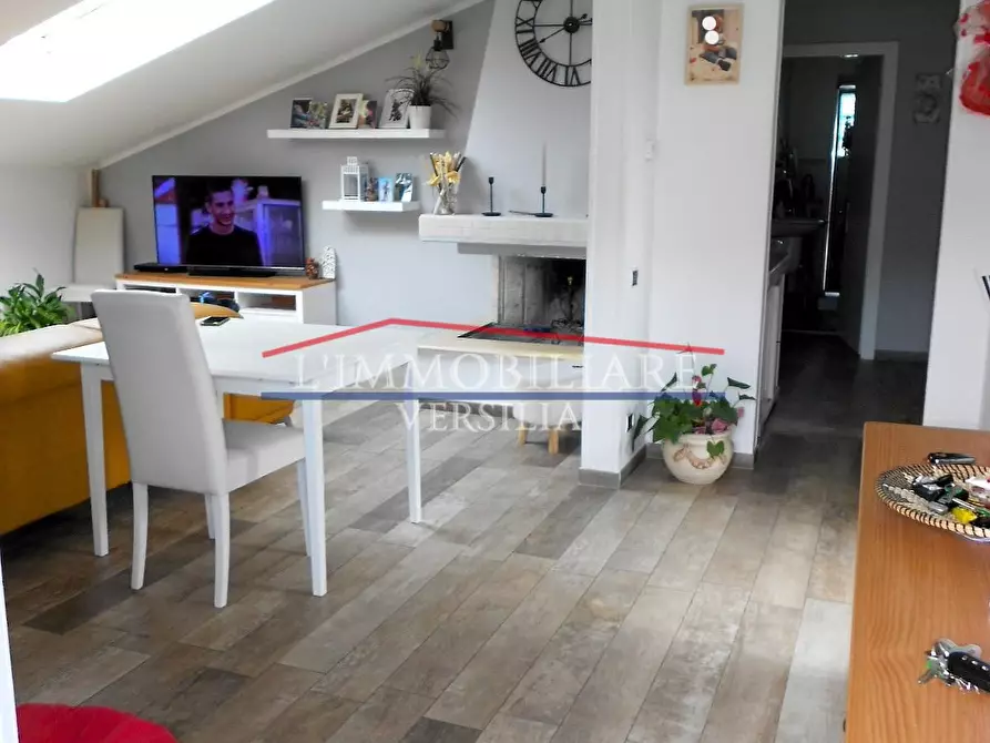 Immagine 8 di Casa bifamiliare in vendita  a Massa