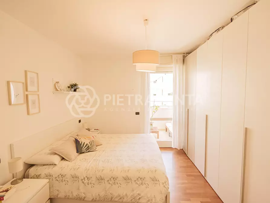 Immagine 23 di Appartamento in vendita  a Viareggio