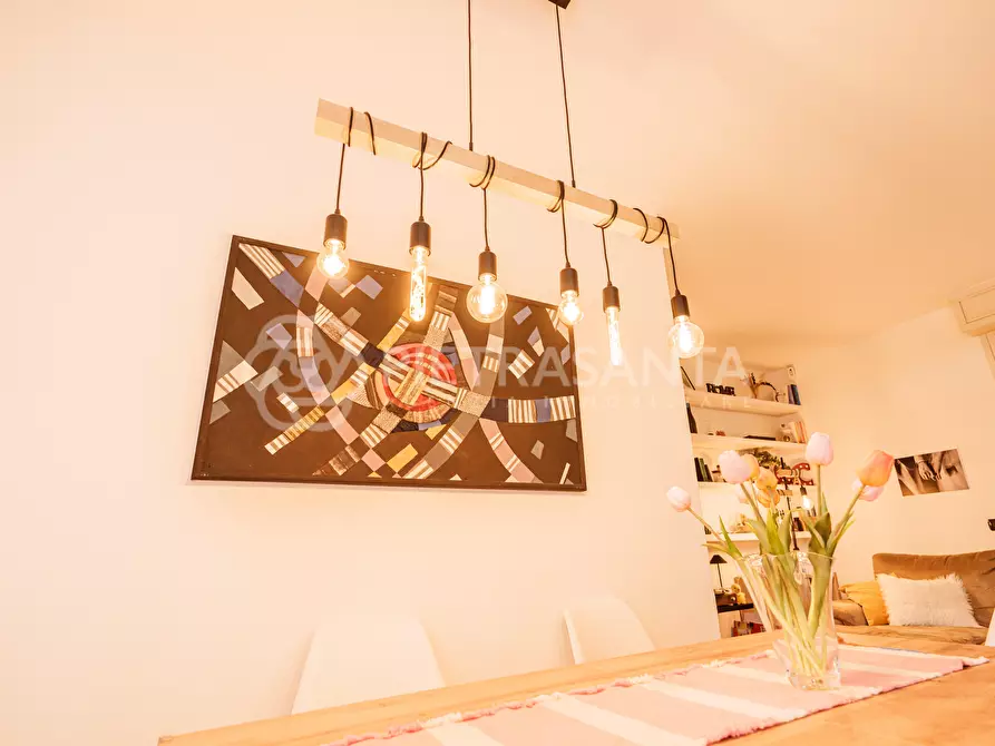 Immagine 17 di Appartamento in vendita  a Viareggio
