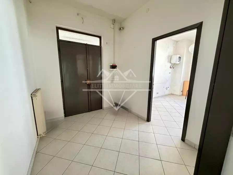 Immagine 3 di Appartamento in vendita  a Ortonovo