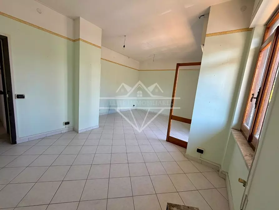 Immagine 5 di Appartamento in vendita  a Ortonovo