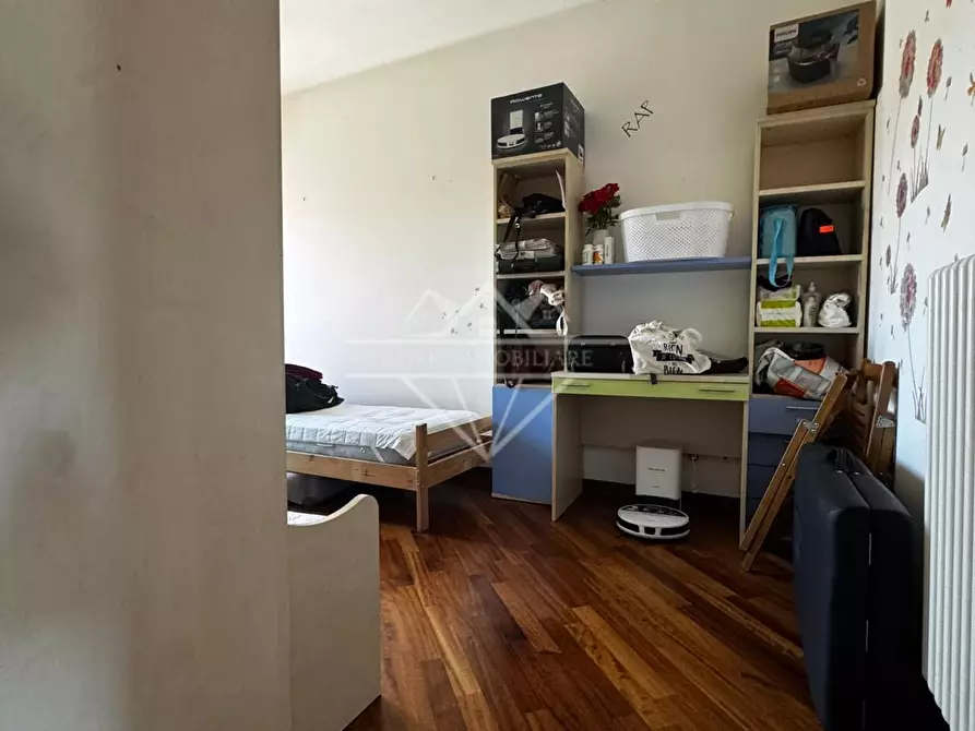 Immagine 11 di Appartamento in vendita  a Carrara