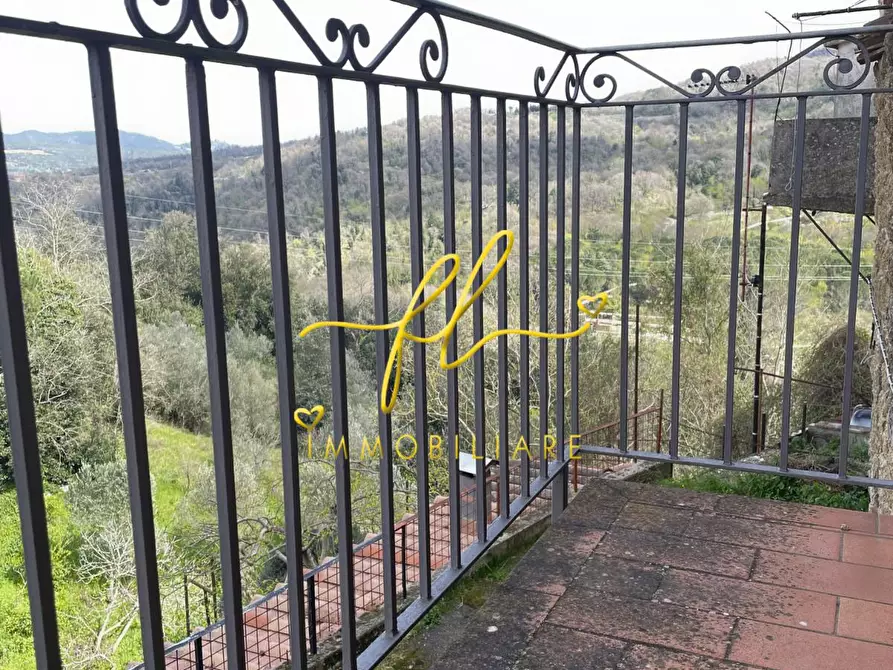 Immagine 12 di Appartamento in vendita  a Pomarance