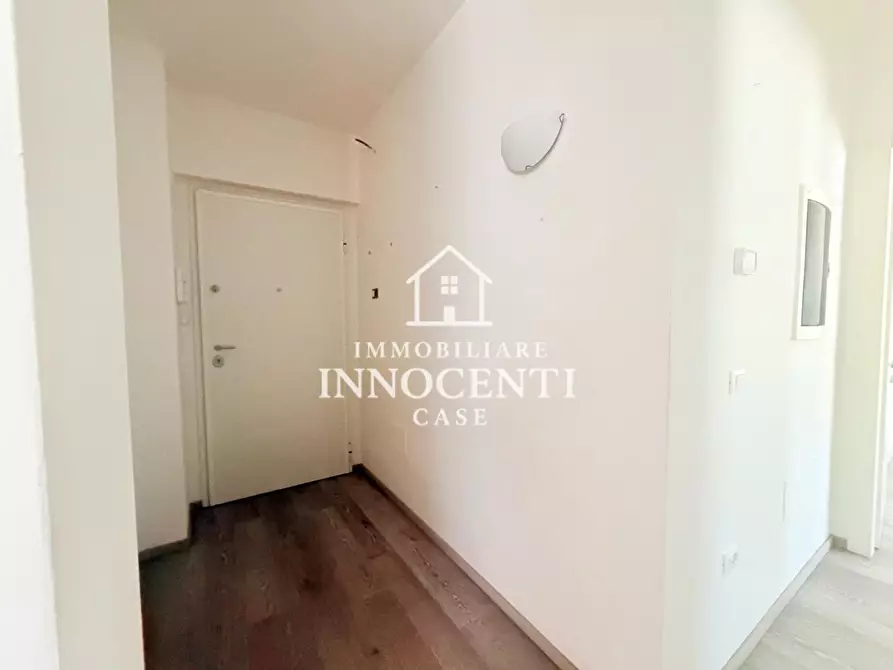 Immagine 4 di Appartamento in vendita  a Massa