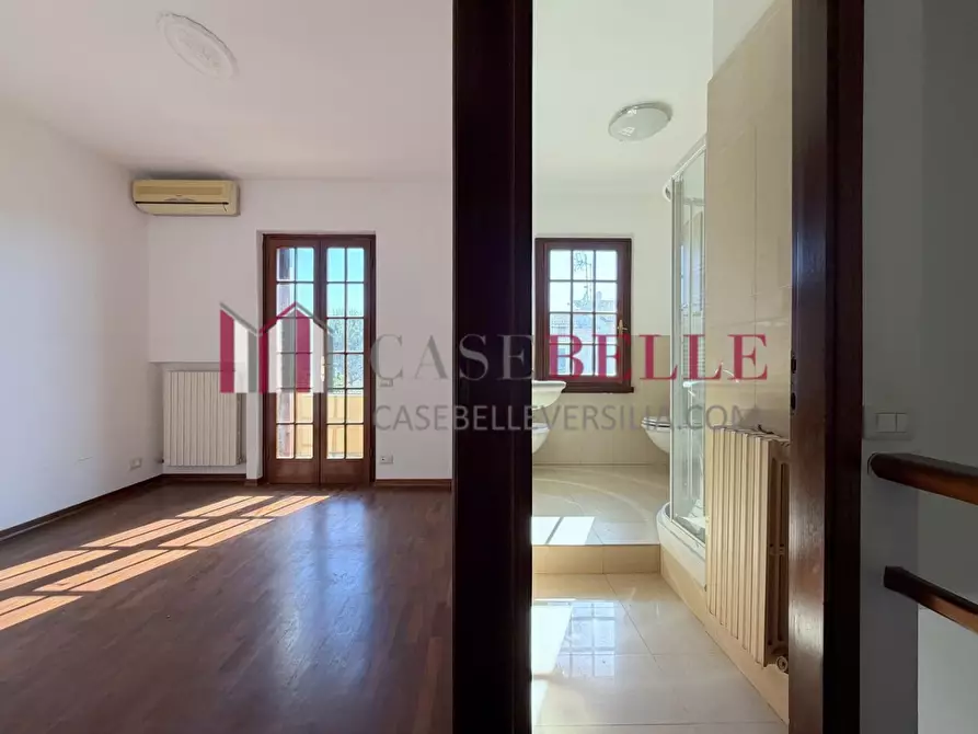 Immagine 18 di Casa bifamiliare in vendita  a Pietrasanta