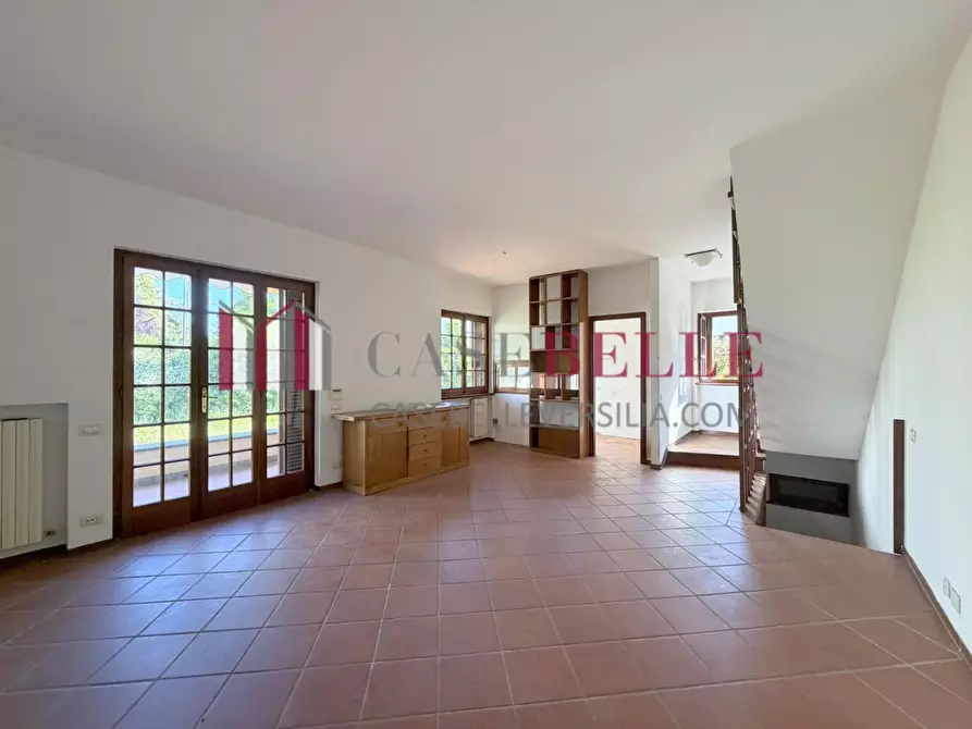 Immagine 2 di Casa bifamiliare in vendita  a Pietrasanta