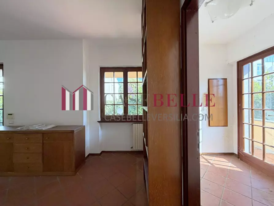 Immagine 7 di Casa bifamiliare in vendita  a Pietrasanta