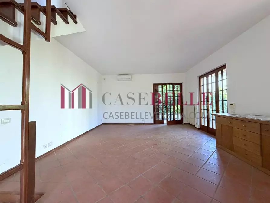 Immagine 11 di Casa bifamiliare in vendita  a Pietrasanta
