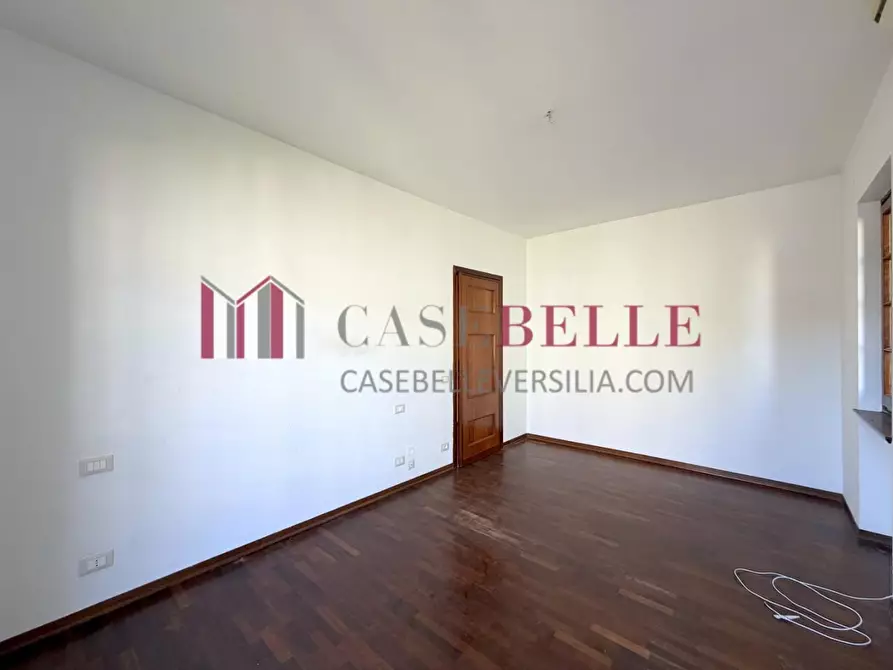 Immagine 35 di Casa bifamiliare in vendita  a Pietrasanta
