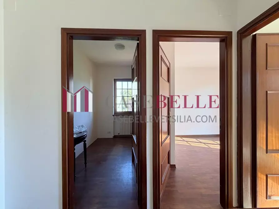 Immagine 15 di Casa bifamiliare in vendita  a Pietrasanta