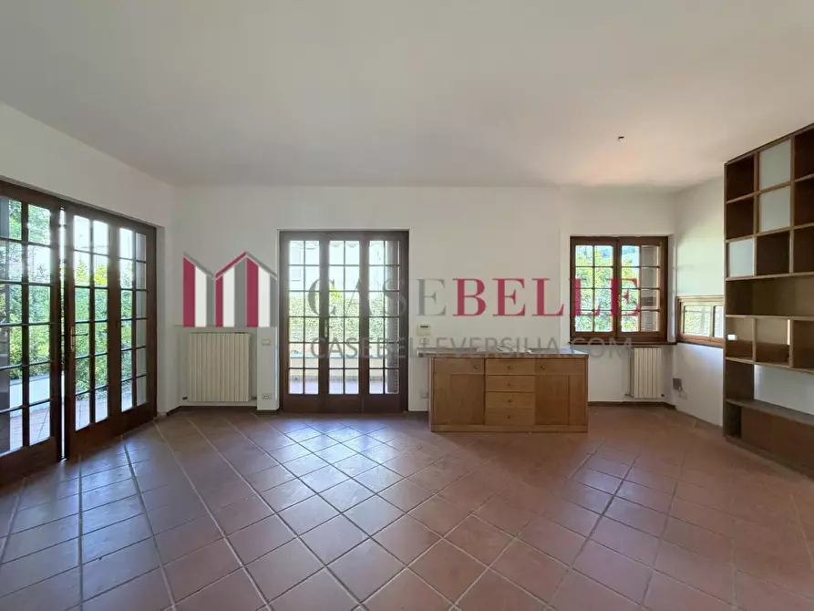 Immagine 1 di Casa bifamiliare in vendita  a Pietrasanta