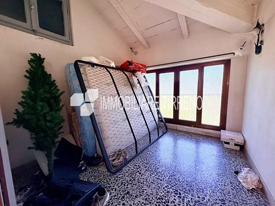 Immagine 17 di Appartamento in vendita  a Massa