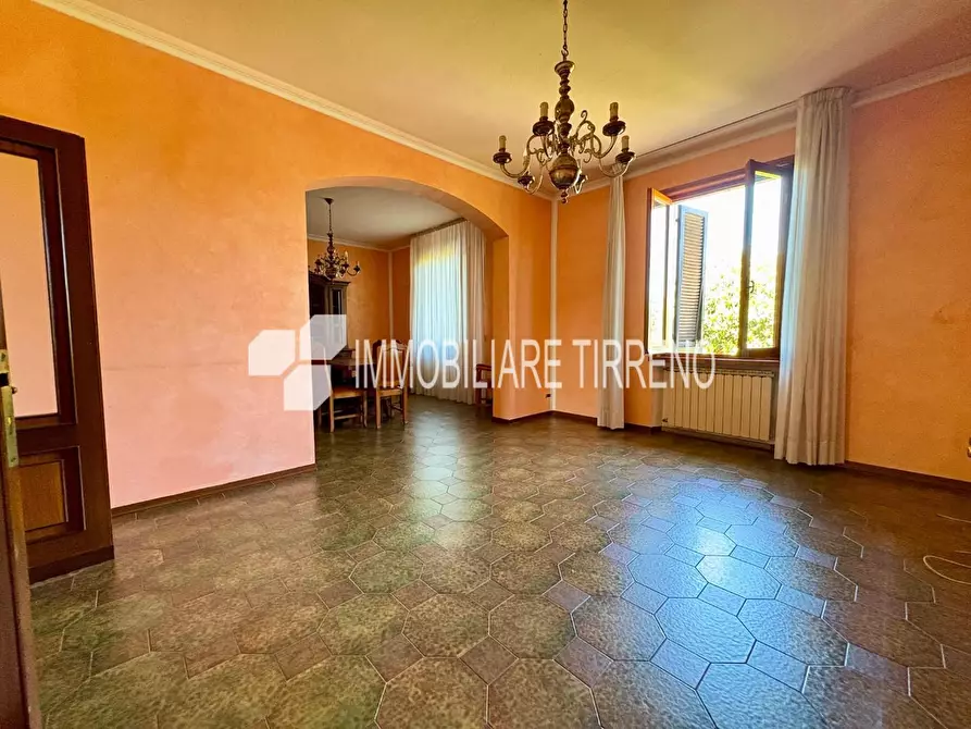 Immagine 23 di Appartamento in vendita  a Massa