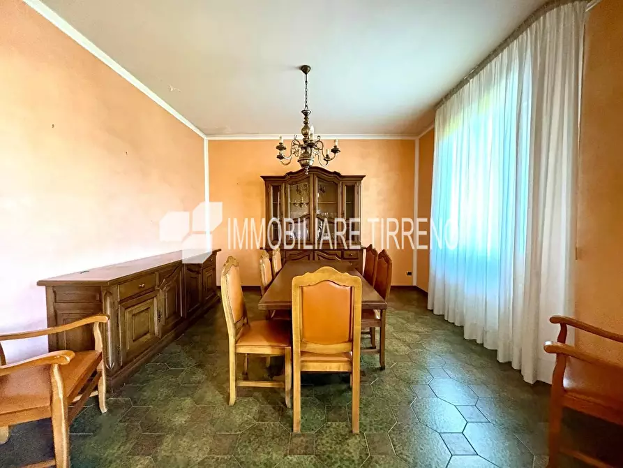 Immagine 6 di Appartamento in vendita  a Massa