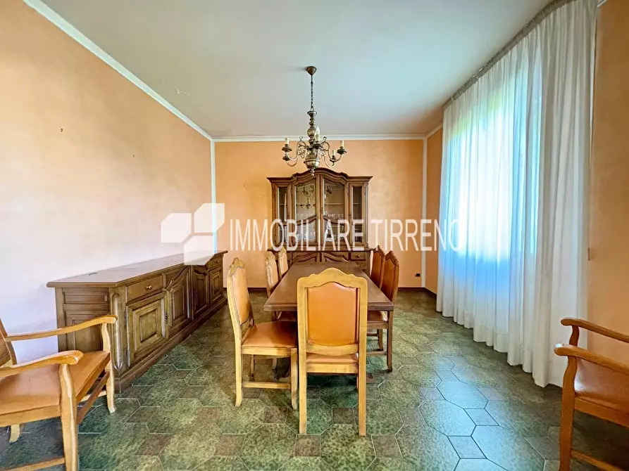 Immagine 25 di Appartamento in vendita  a Massa