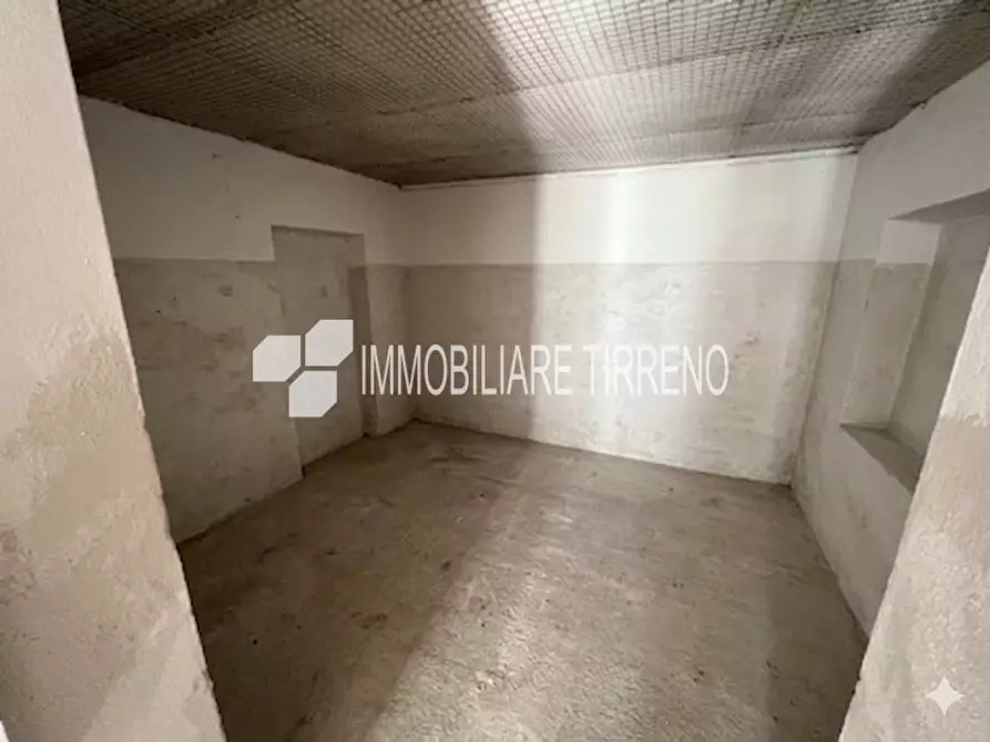 Immagine 20 di Appartamento in vendita  a Massa