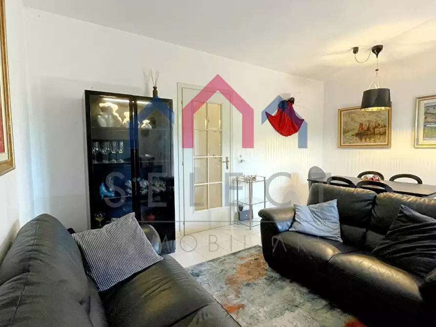Immagine 5 di Casa quadrifamiliare in vendita  a Viareggio