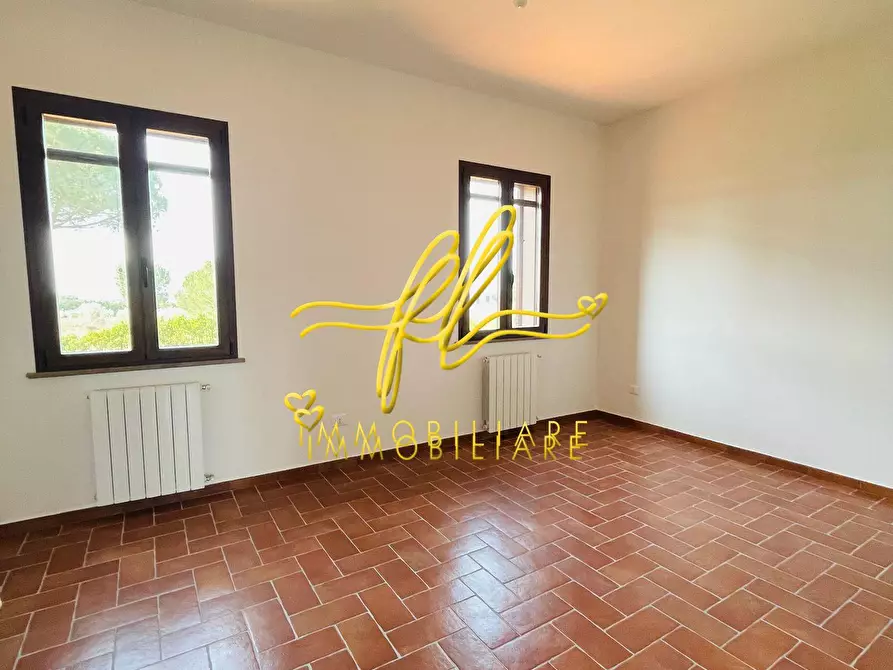 Immagine 3 di Casa indipendente in vendita  a Cecina