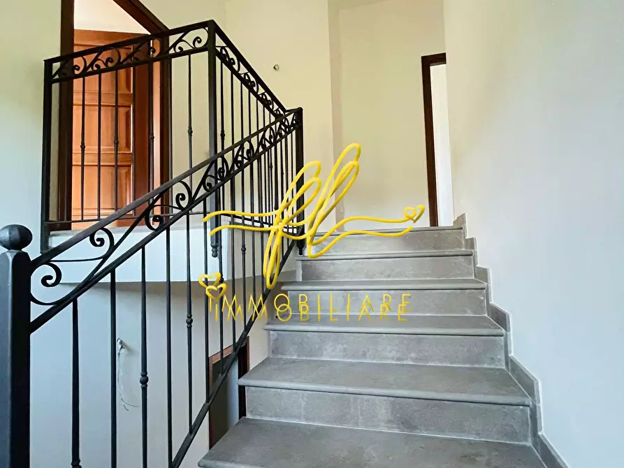 Immagine 9 di Casa indipendente in vendita  a Cecina