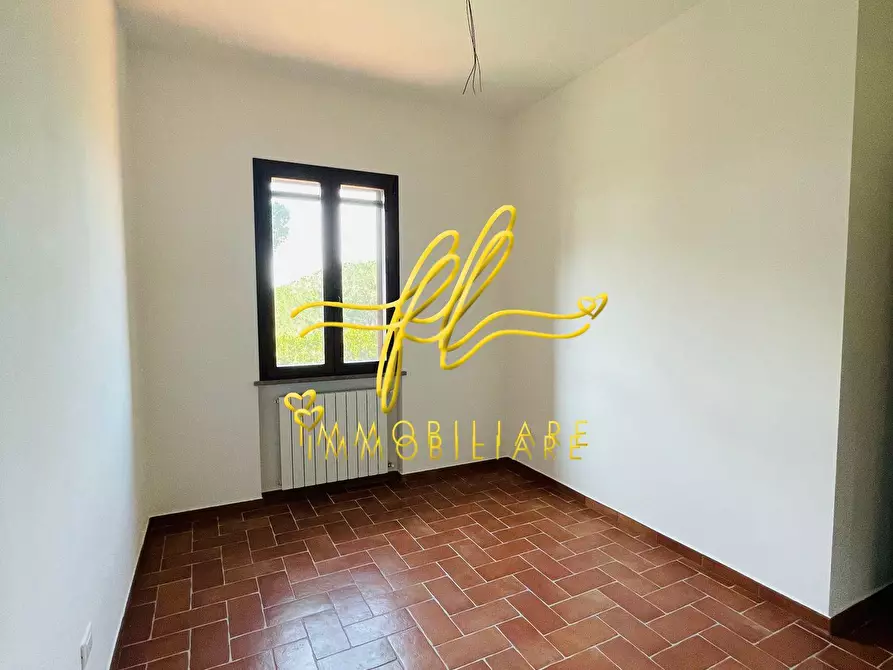 Immagine 11 di Casa indipendente in vendita  a Cecina