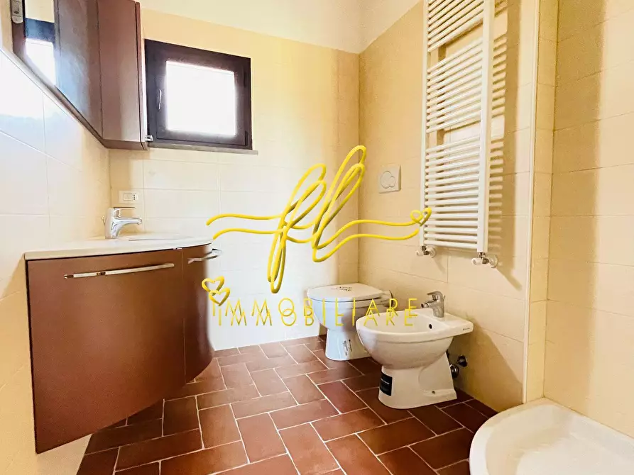 Immagine 26 di Casa indipendente in vendita  a Cecina