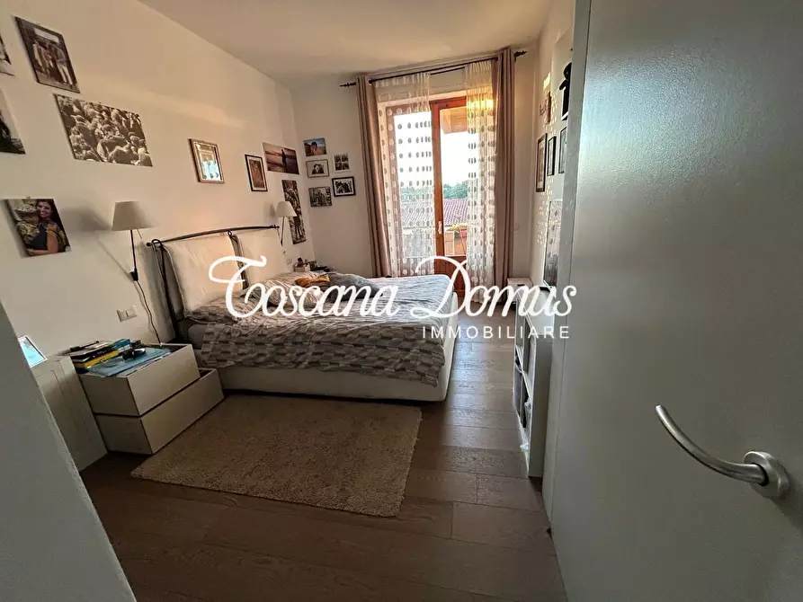 Immagine 6 di Appartamento in vendita  a Siena