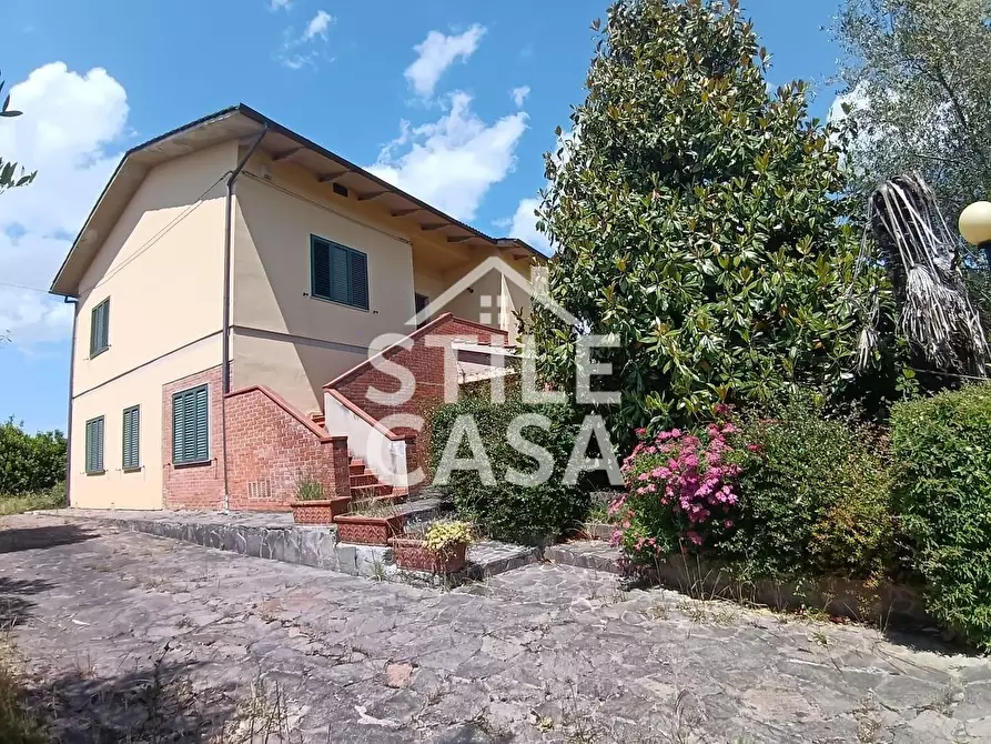 Immagine 1 di Casa indipendente in vendita  a Altopascio