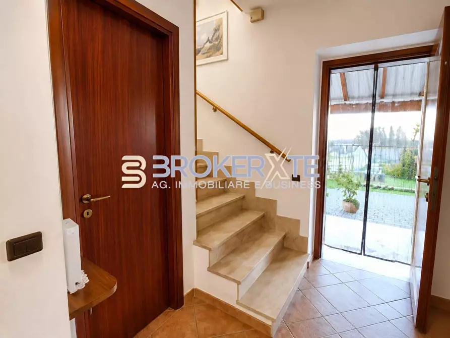 Immagine 4 di Casa bifamiliare in vendita  a Montignoso