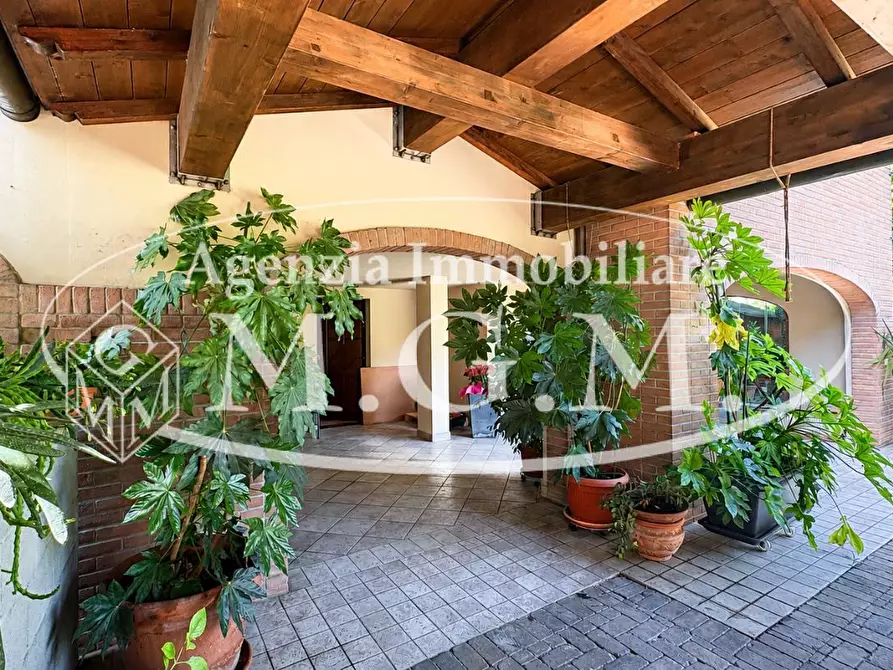 Immagine 1 di Villetta a schiera in vendita  a Pontedera
