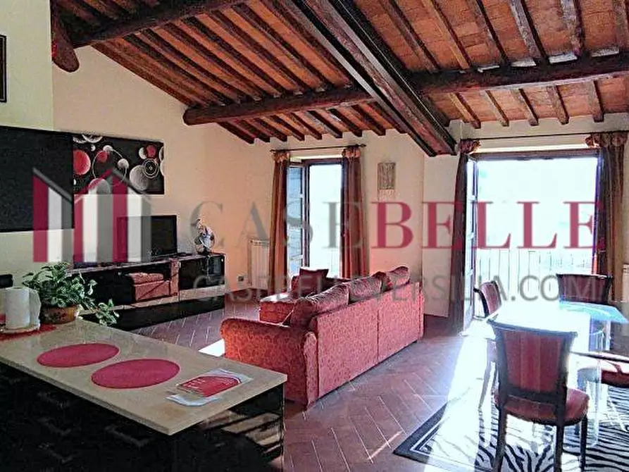 Immagine 4 di Appartamento in vendita  a Camaiore