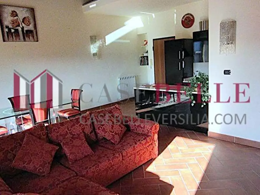 Immagine 10 di Appartamento in vendita  a Camaiore